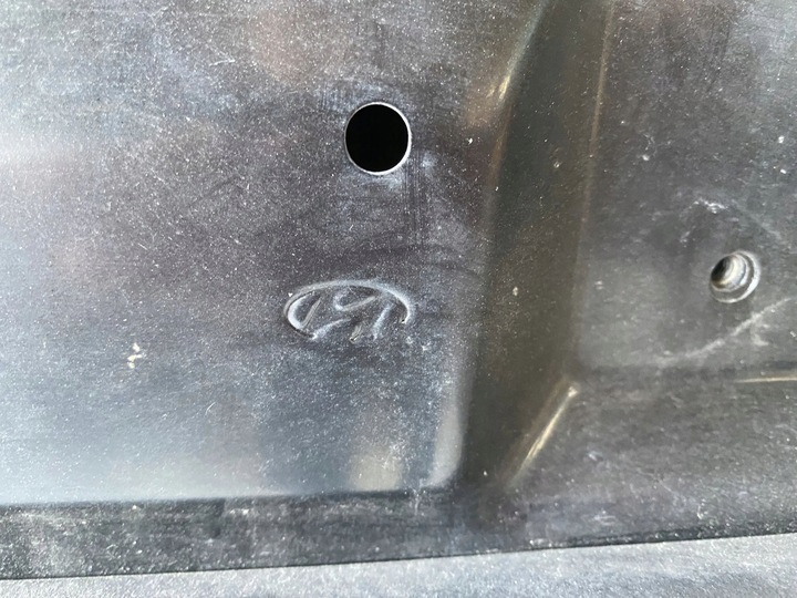 фото №12, Hyundai ix35 2012 з спереди крышка передняя / капот двигателя