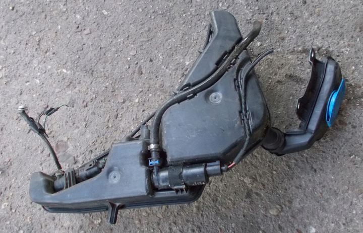 фото №1, Audi q5 2.0 tdi 11r zbiornk склоомивача ксенон 8r0955453b