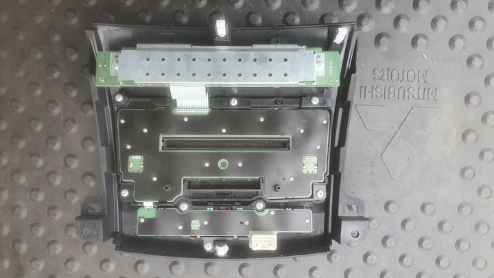 фото №9, Панель управление радио 4007 c-crosser mitsubishi outlander ii рестайлинг радио