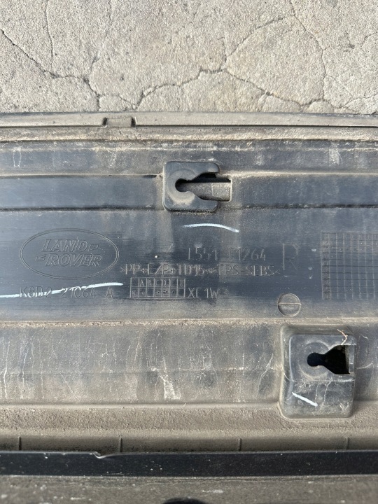 фото №8, Land rover evoque ii молдинг дверь зад правое l551t1264