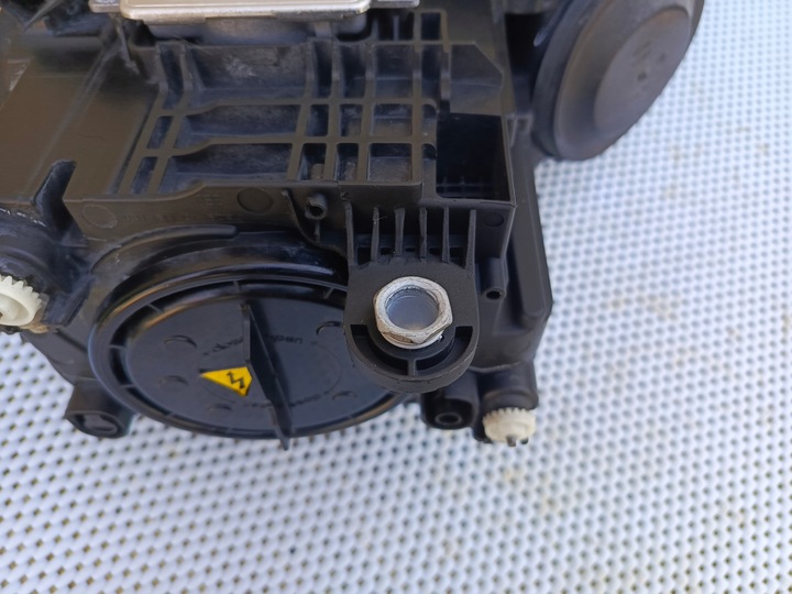 фото №10, Лампа перед права vw jetta bi-xenon+ led поворотний kpl. 5c7941752.e