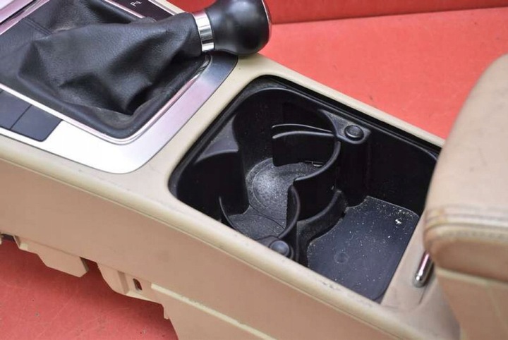 фото №10, Туннель средний подлокотник eu 3c0863319s vw passat b6 05-10