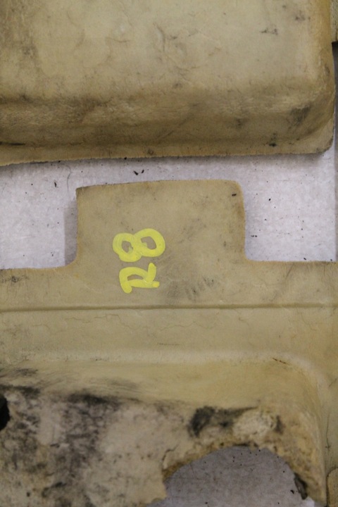 фото №9, Audi r8 420 06- шумоізоляція піна tunela коробки