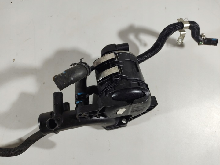 фото №11, Infiniti q50 2.2 13- корпус фильтра топлива