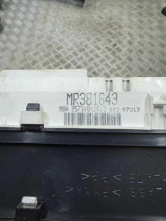 фото №5, Спидометр приборы obrotomierz mitsubishi pajero pinin 99-05 1.8 gdi mr381643