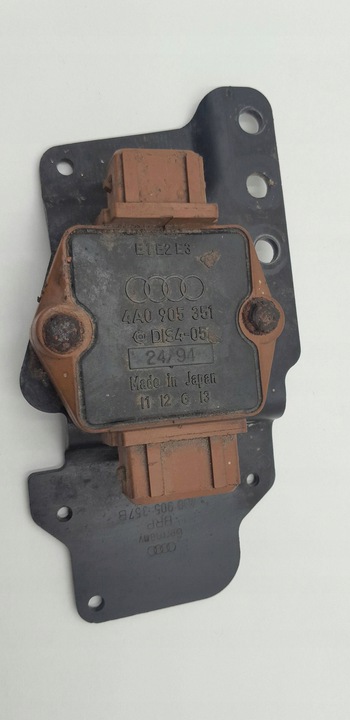 фото №2, Audi a8 s8 d2 4d 1995 усилитель / модуль зажигания 4a0905351