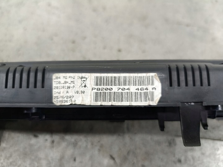 фото №8, Спидометр renault scenic ii 8200704464a 1.5 dci