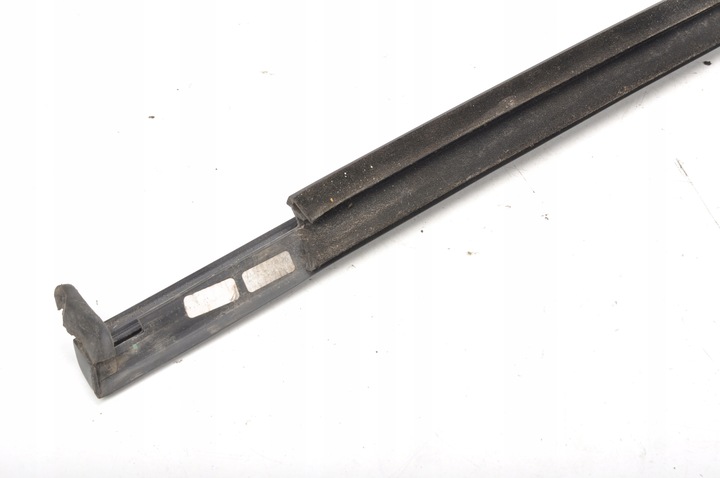 фото №6, Bmw 7 g12 планка скла прилегла до скла передня ліва