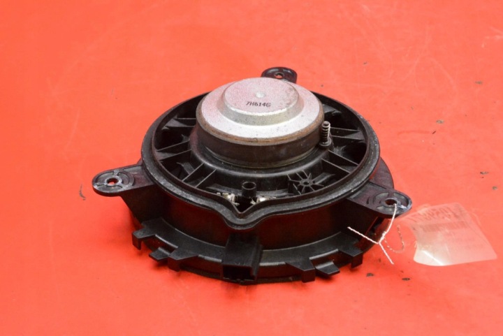 фото №8, Динамик правое перед 30657445 volvo s70 v70 3 iii 00-05