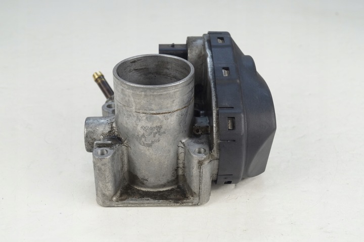 фото №9, Golf iv дроссельная заслонка газа 1,4 16v 036133062 axp