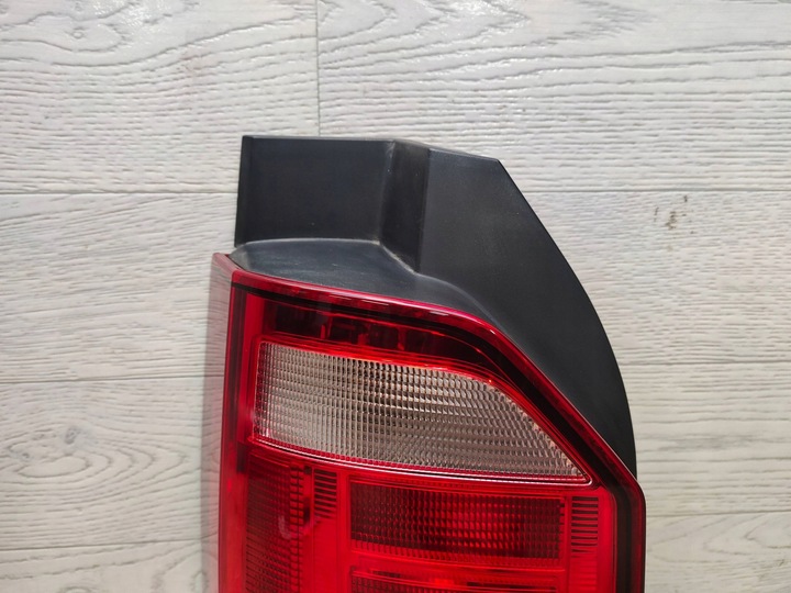 фото №8, Volkswagen transporter - caravelle t6 2016 зад сторона левая лампы задние