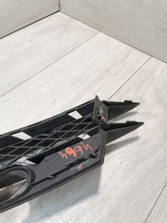 фото №8, Audi r8 решітка бампер праві перед 420807682