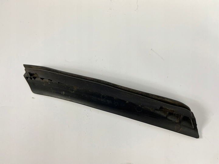 фото №9, Защита прокладка правая бампера заднего зад mercedes w124 1248850623