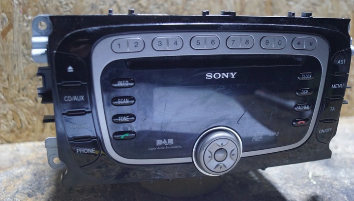 фото №3, Focus mk2 радіо sony dab 8m5t-18c939-le