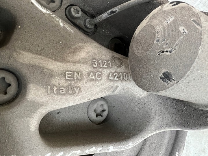 фото №7, Подвешивание поворотный кулак левая перед bmw f30 2.0d автомат 686773502