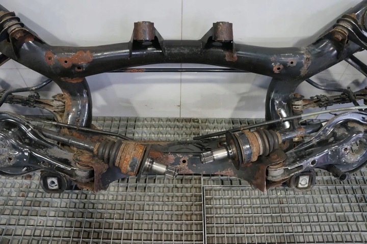 фото №5, Балка ось зад подрамник подвешивание поворотный кулак bmw 1 f20 f21