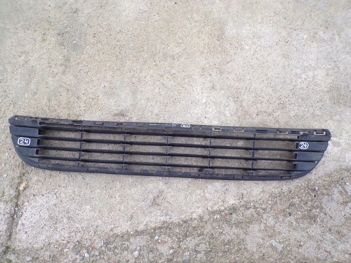 фото №10, Решётка бампера перед 9681519877 berlingo iii