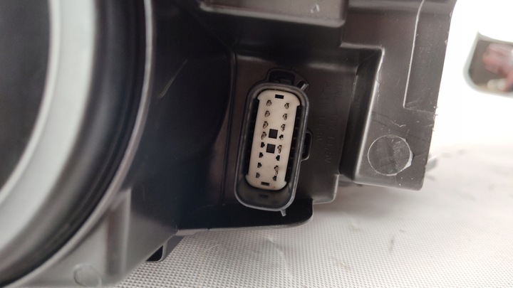 фото №13, Ford kuga mk2 рестайлинг фара led правые лампа правая