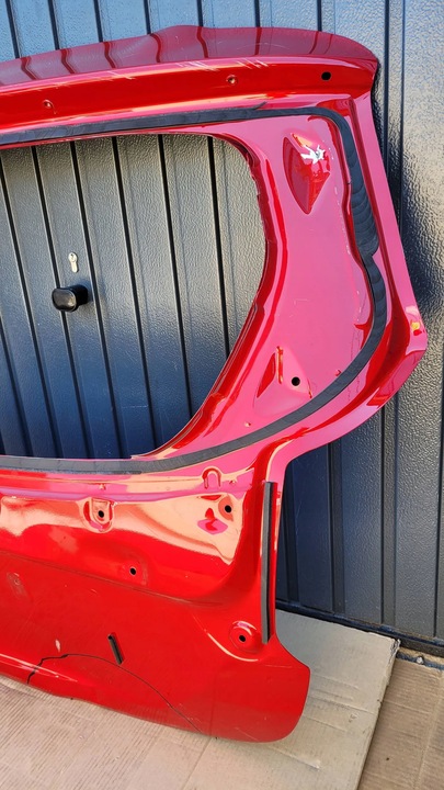 фото №5, Toyota yaris 4 iv 20- кришка багажника зад задня