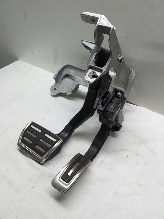 фото №3, Audi каркас педаль гальма газу