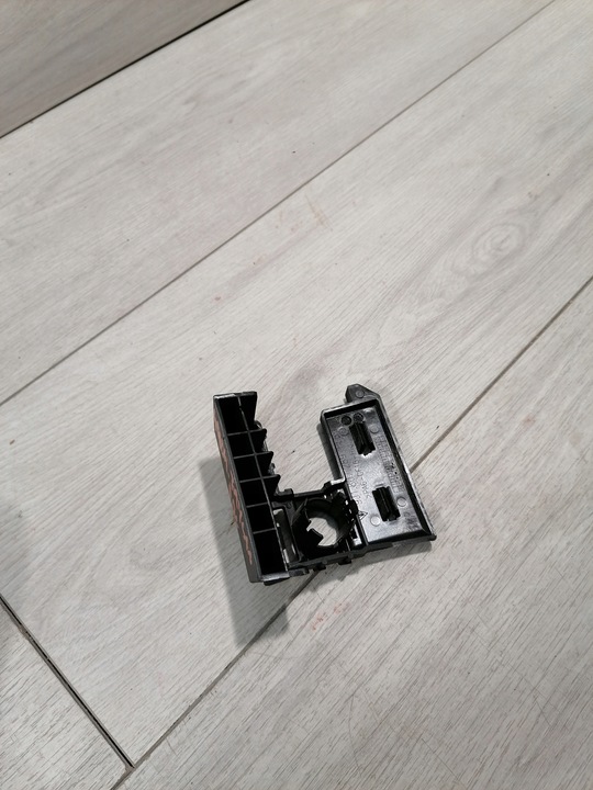 фото №5, Taycan корзина pdc левый зад 9j1807289