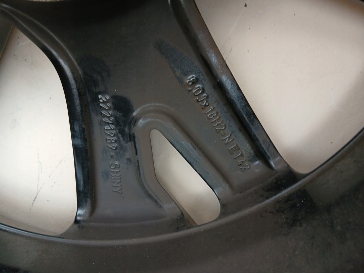 фото №15, Volvo s60 v60 алюминиевый диск 8.0" x 18" 5x108 et 42 31471482 32271989