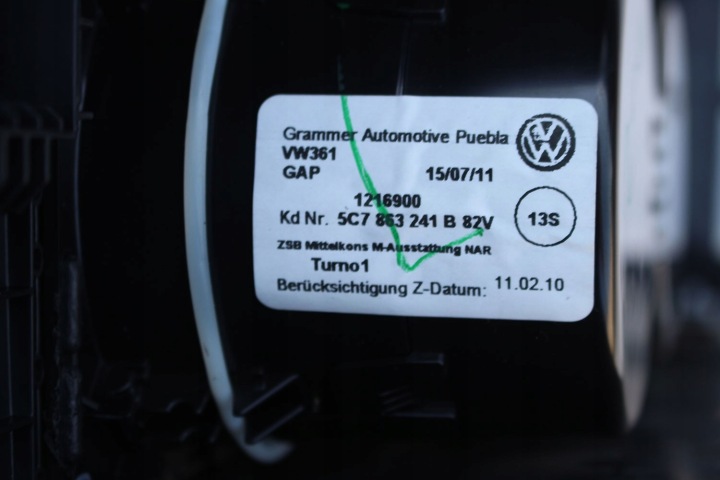 фото №6, Vw jetta туннель средний + подлокотник 5c7863241b 5c7 863 241 b цвет: 82v