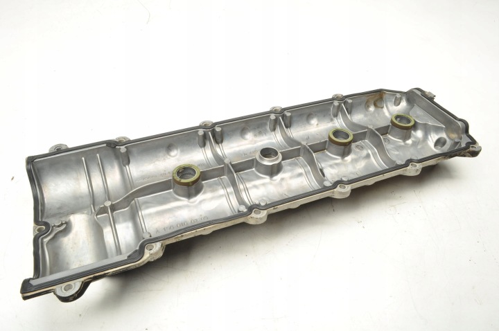 фото №7, Mercedes w216 6.2 amg крышка клапанов a1560160205 a1560106400