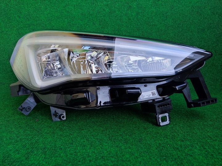фото №8, Фара seat cupra born 10f.941.008.h полный led правая оригинальная красивая
