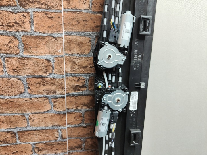 фото №12, Bmw g20 g20 lci g26 g42 люк дах зсувний скляний бежева стеля