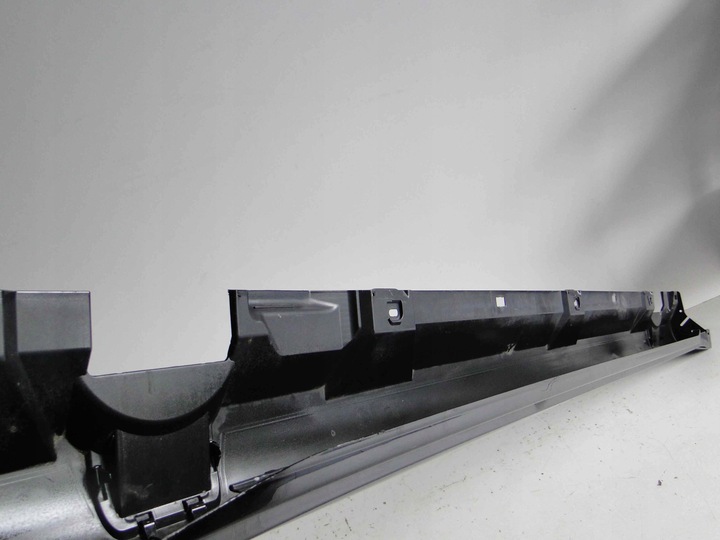 фото №9, Mercedes cls 257 планка порогова права amg