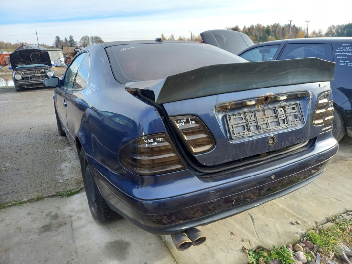 фото №13, Mercedes clk w208 рестайлинг задний бампер задний 366 sedan