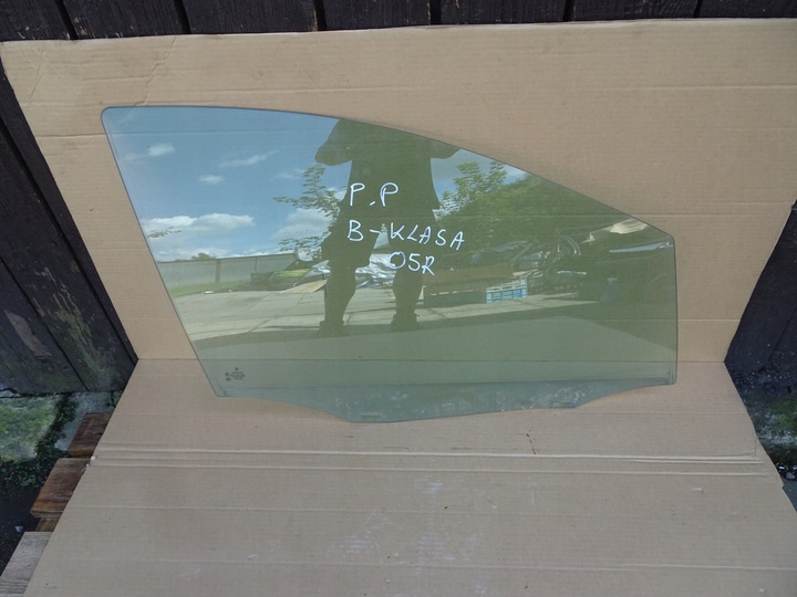 фото №1, Mercedes b-klasa w245 скло праві перед 05r