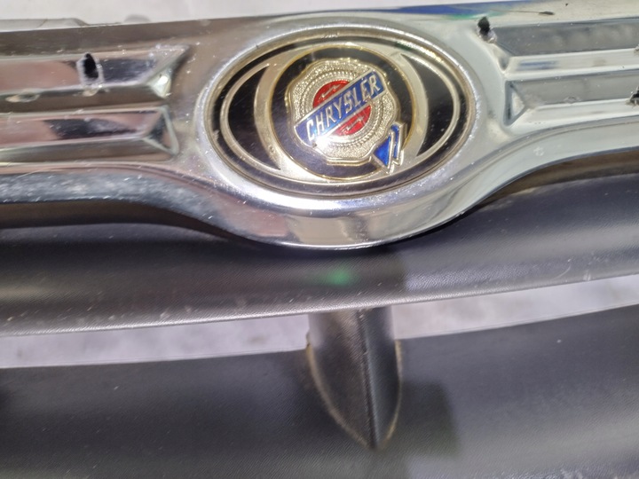 фото №8, Chrysler grand voyager решётка радиатор решётка радиатора перед 04857960aa 04857410