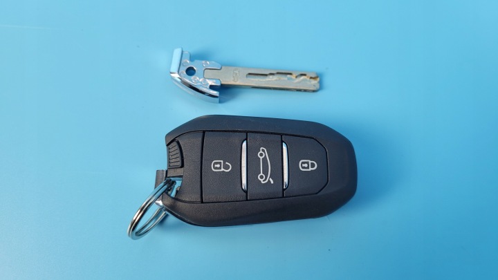 фото №6, Opel corsa f 23r ключ pilot 9840153280
