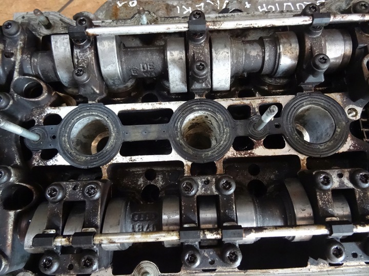 фото №5, Audi a6 c5 2.4b головка правая 078103373