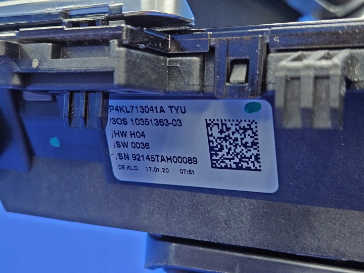 фото №8, Audi e-tron 50 55 ручка чохол панель центральний дисплей p4kl713041a