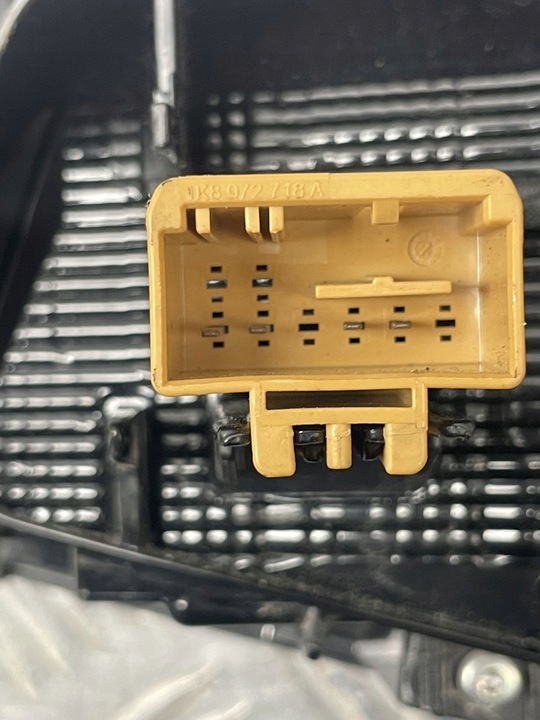 фото №13, Passat універсал b8 лампи задні зад kpl 3g9945311 3g9945312 3g9945093 3g9945094