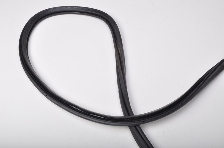 фото №6, Volvo v60 ii 18r прокладка дверь левая задняя