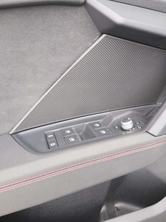 фото №13, Audi a3 rs3 8y сиденья диван обшивки кожа igły европа