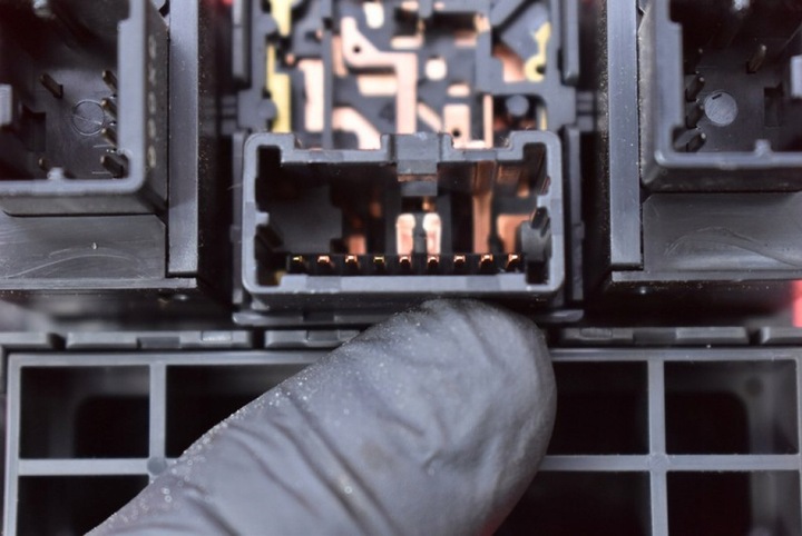 фото №8, Панель регулировка зеркал 159910 subaru legacy 4 iv 03-09