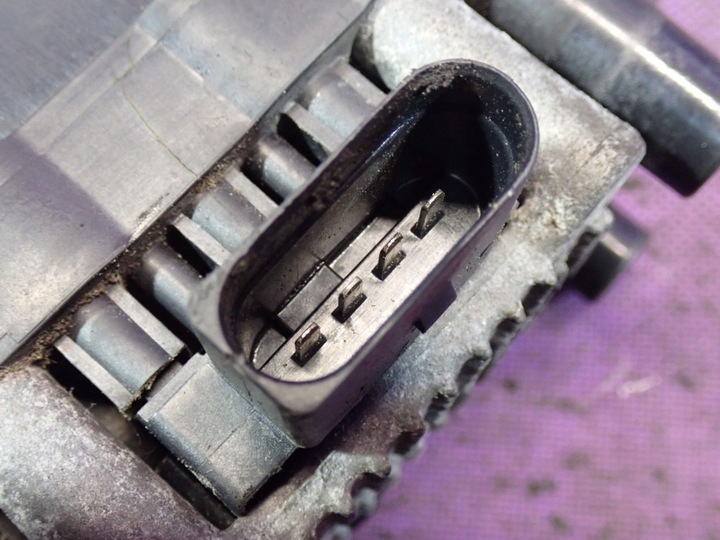 фото №5, Skoda fabia ii 10-14 1.2 tsi катушка зажигания 032905106e