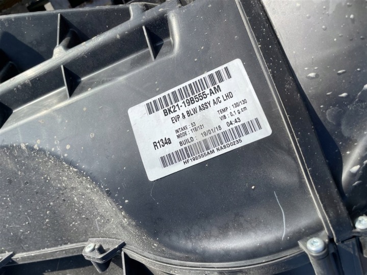 фото №9, Обігрівач кондиціонера клімат труба каркас 16-18r ford transit mk8