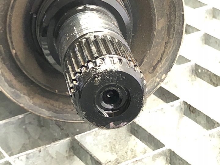 фото №5, Піввісь праві зад bmw f30 8603108 2.0 252km sedan/limuzyna 11-18 шарнір