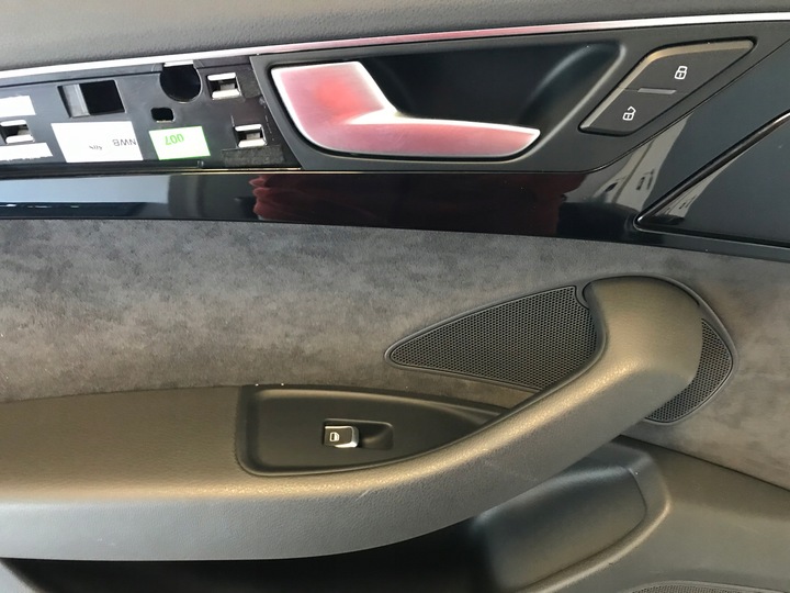 фото №3, Обивка дверь левый зад audi a8 d4 4h0868067
