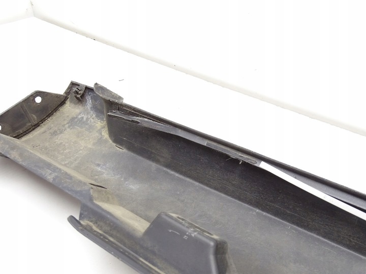 фото №11, Планка накладка порогова права vw passat b7 3a li7f