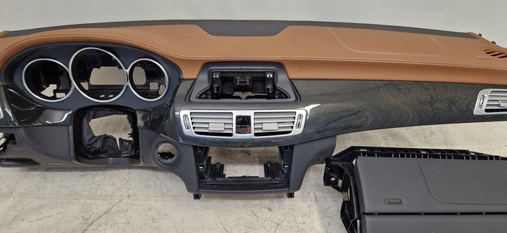 фото №6, Mercedes cls w218 218 панель роздавальна консоль шкіра 2010-2018r