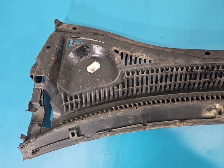 фото №7, Панель под лобовым стеклом suzuki sx4 i 06- 72331-79j1 72341-79j1 европа