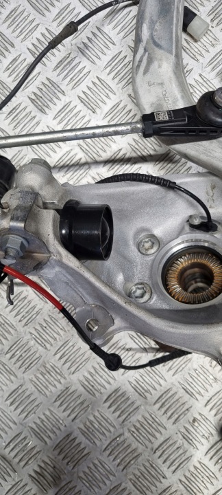 фото №11, Bmw (oem) 6878611 6894435 3' g20 g21 підвішування ліве ліві перед передні
