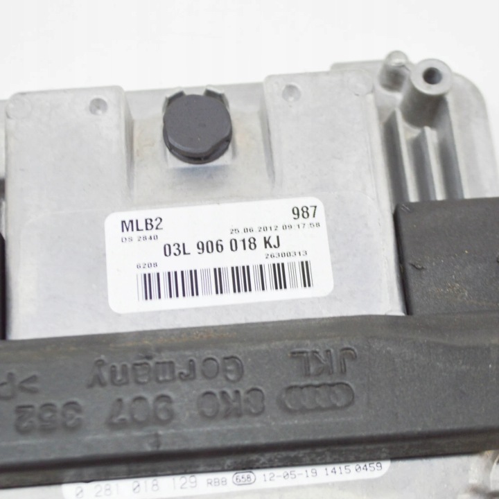 фото №7, Компьютер двигателя audi a5 sportback 8ta 8k0907352a 20708971 2.0l 120kw